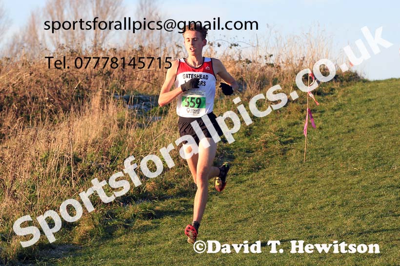 Mens under-20s, 2022 North Eastern Cross Country Champs., Temple Park, South Shields.  Photo: David T. Hewitson/Sports for All Pics